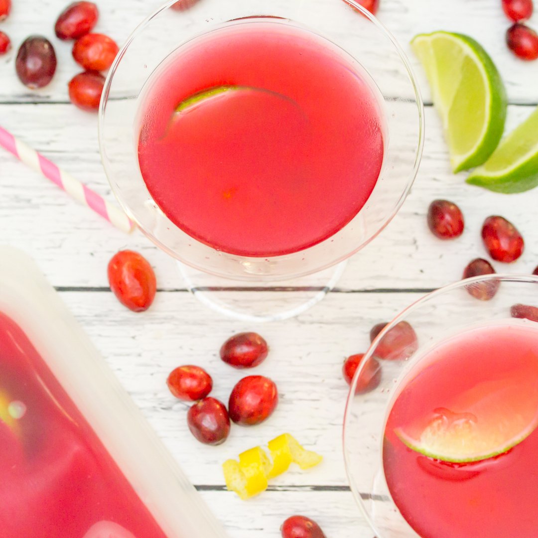 A Delightful, Quick-Infused Cranberry Cosmopolitan Recipe Perfect For Thanksgiving Celebrations