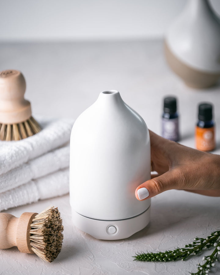 White Ceramic Glass Diffuser - Clementine Home Floral Gift