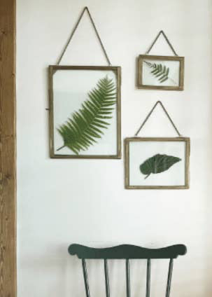 Brass Hanging Photo Frame - Clementine Home Floral Gift
