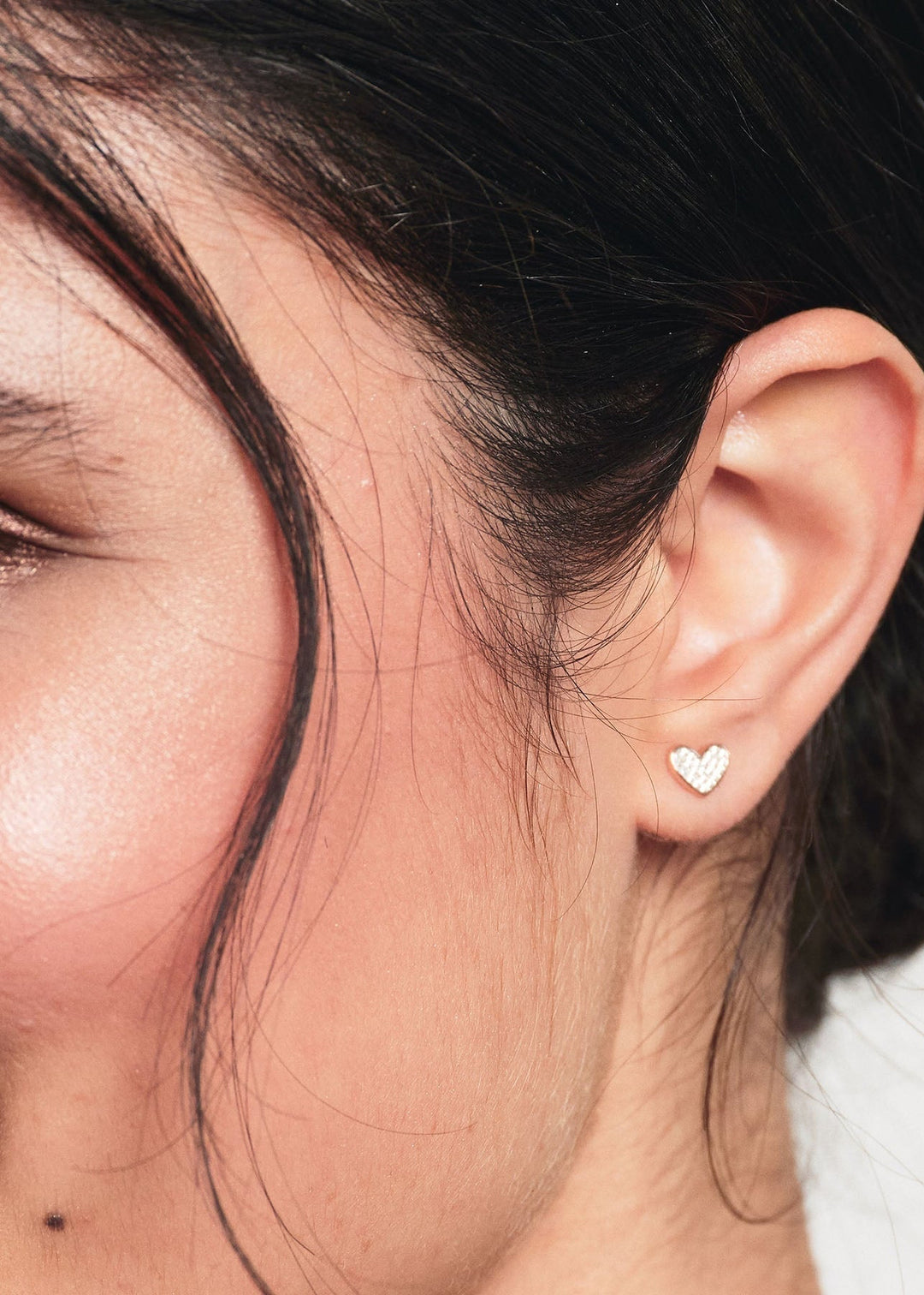 Heart Mini Pavé Stud Earrings - Clementine Home Floral Gift