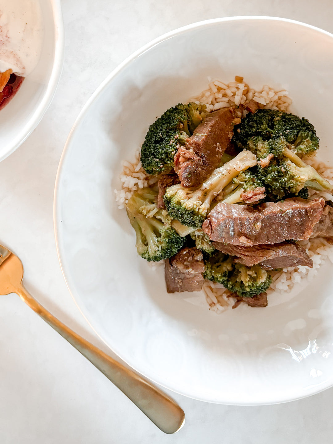 Slow-Cooked Beef and Broccoli: A Hearty Meal for the Harvest Field