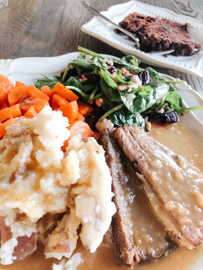 When Lunch Turn to Supper : Slow Cooker Roast Beef, Mashed Potatoes, Carrots, Beet & Goat Cheese Salad & Dessert