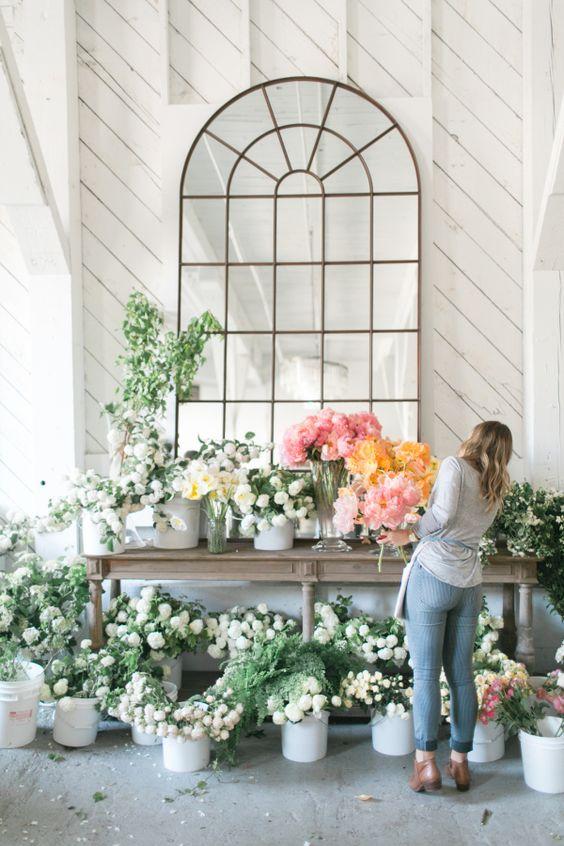 So, you want to become a Florist.... - Clementine Home Floral Gift