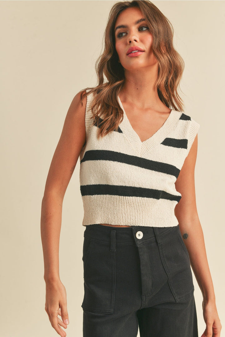 Striped Pattern Knitted Vest - Cream/Black