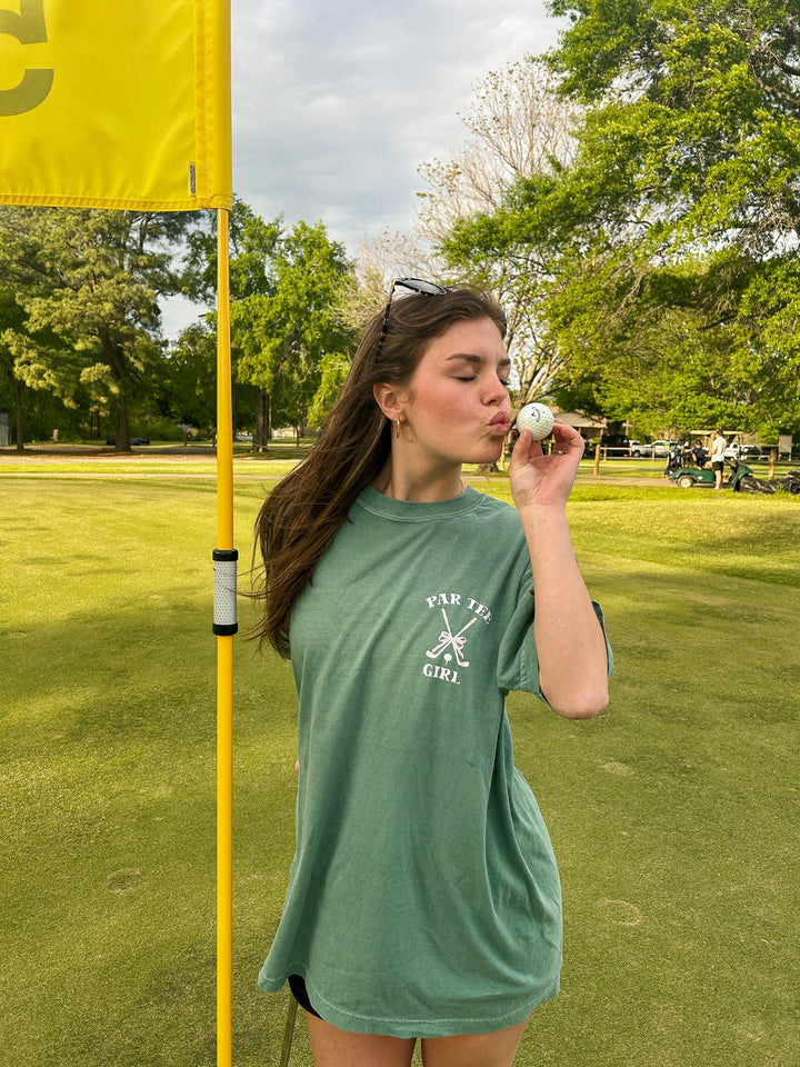 Kiss My Putt Tee