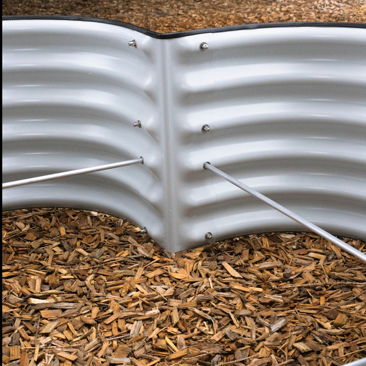 17” Tall Four Leaf Clover Garden Bed