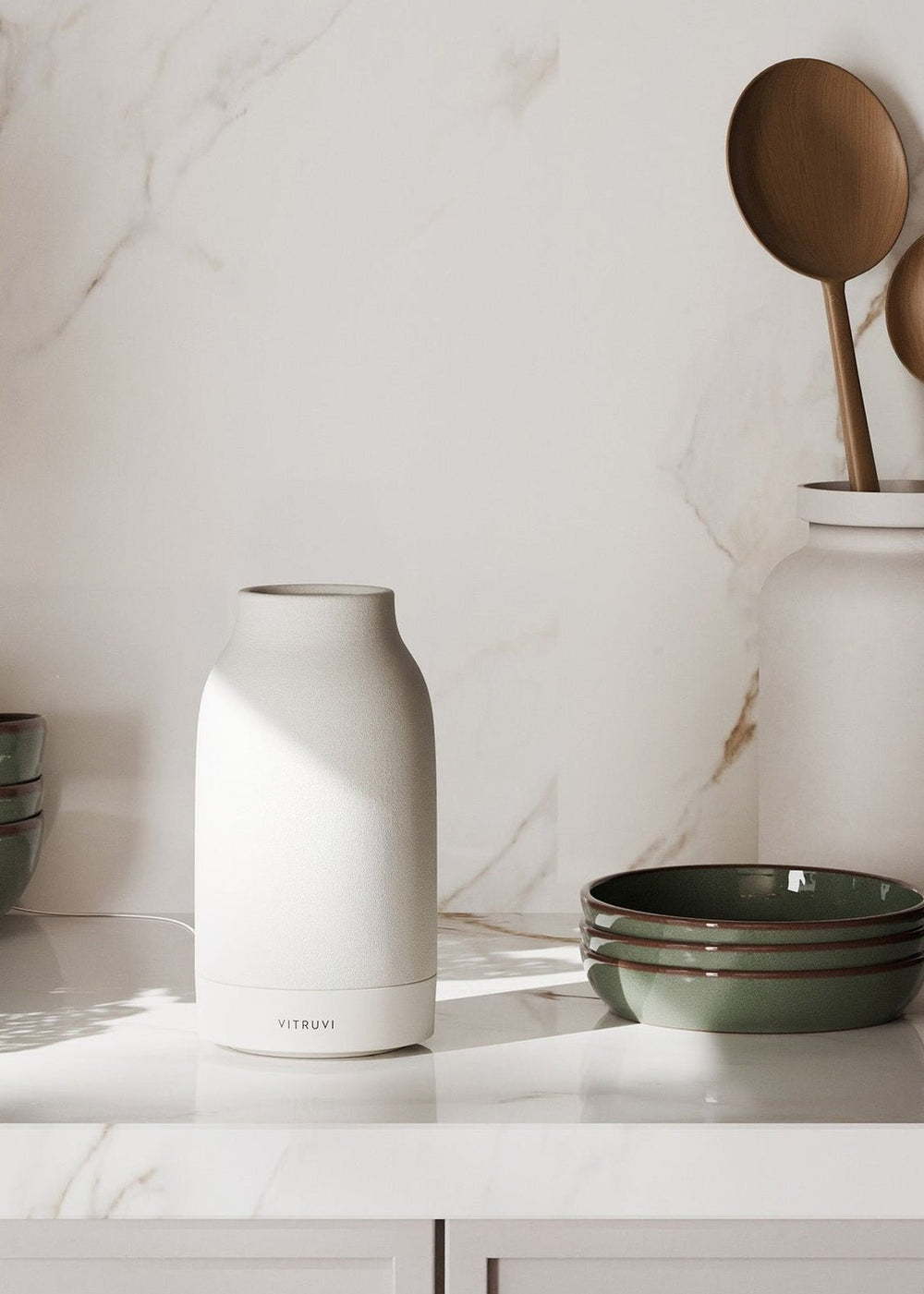 Air Waterless Diffuser - White (Winter '25 Add - On) - Clementine Home Floral Gift