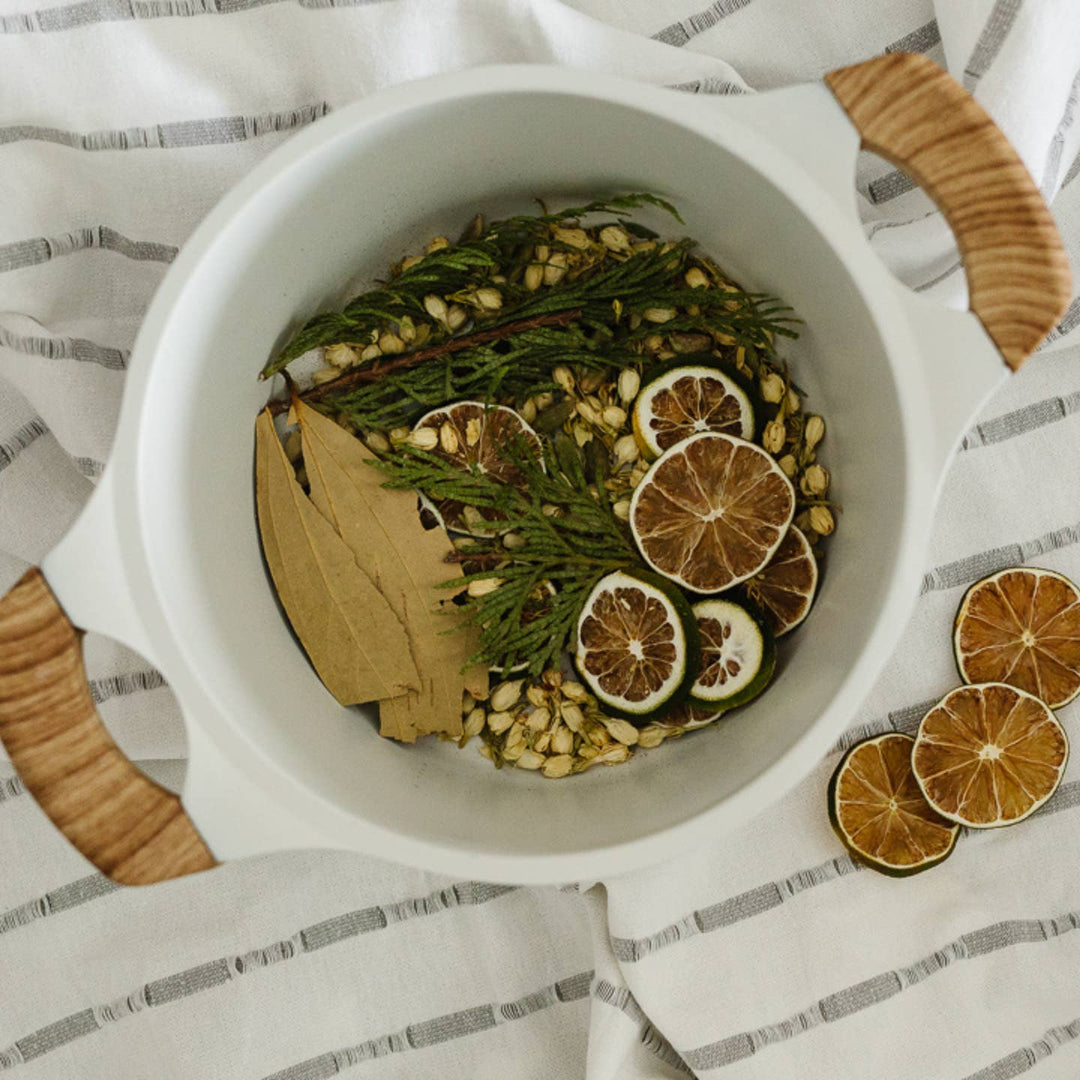 Be Cozy Simmer Pot Mix – Natural Jasmine Spice Aroma - Clementine Home Floral Gift