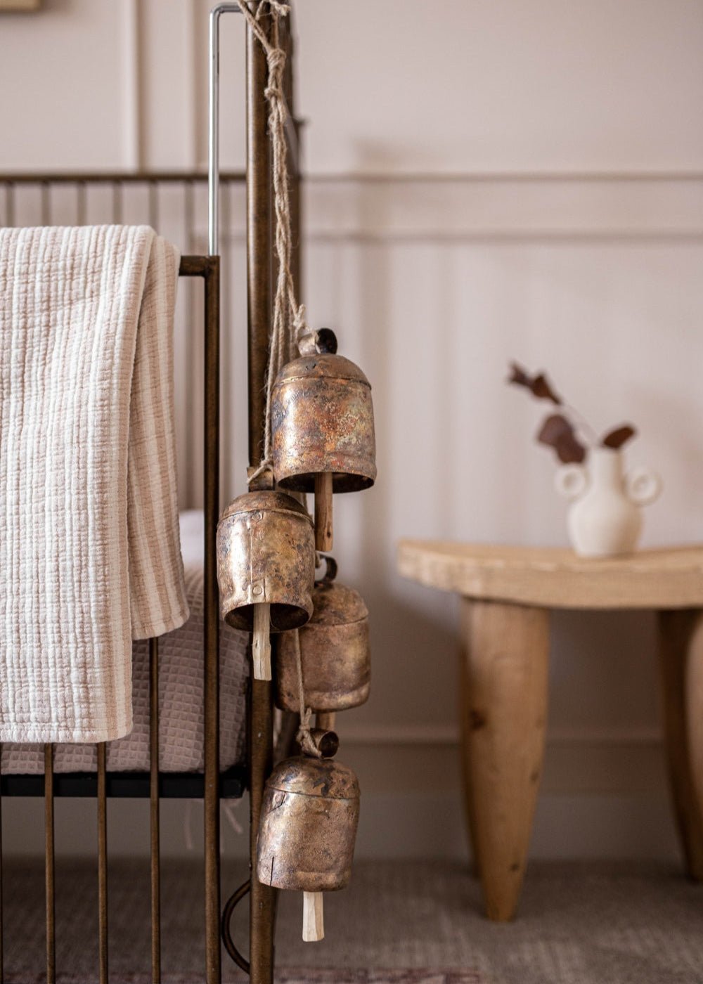 Bell Hanging Clusters - Clementine Home Floral Gift