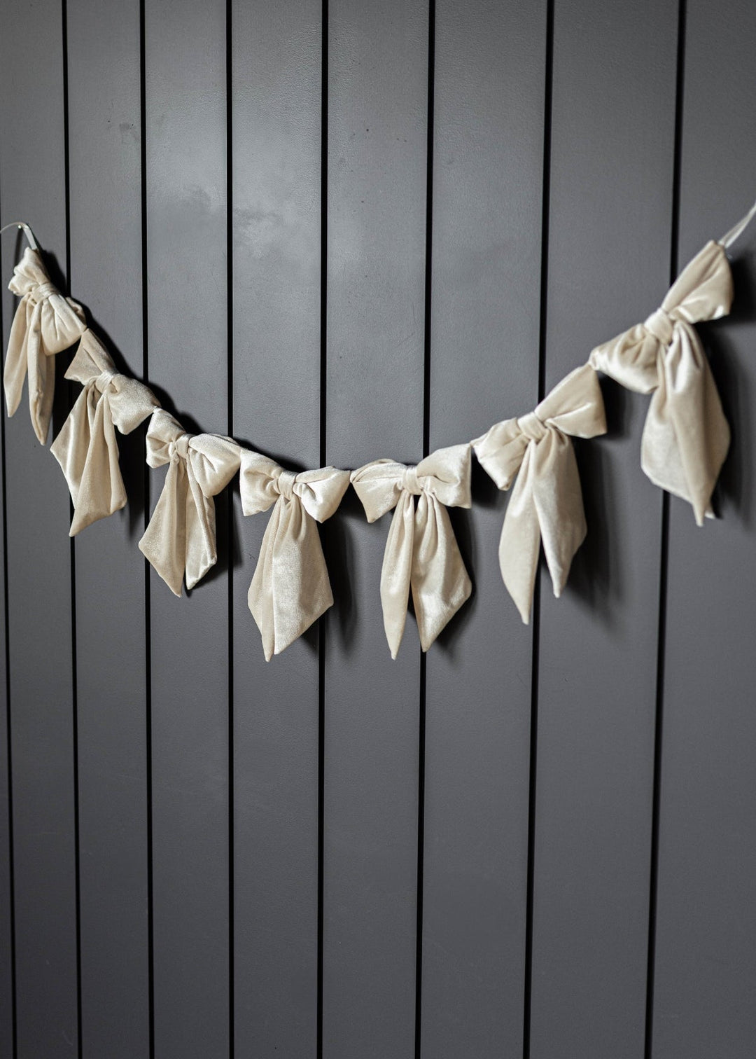 Cream Velvet Bow Christmas Garland - Clementine Home Floral Gift