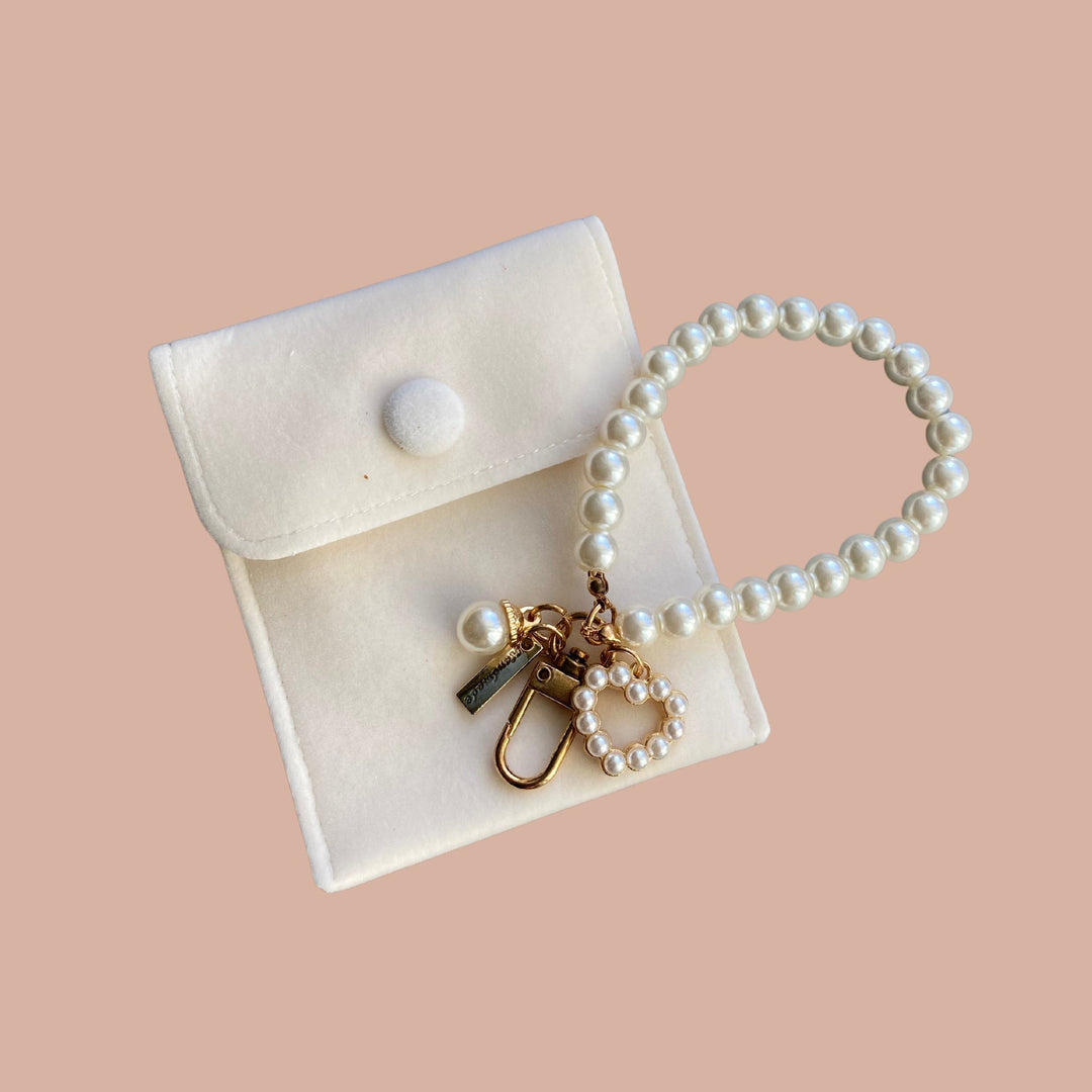 Faux Pearl Keychain Accessory (Box 9 - Day 15 : Advent 2025) - Clementine Home Floral Gift