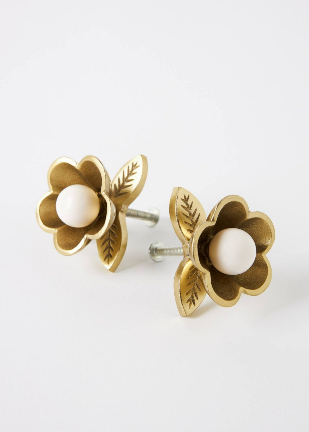 Flower Knob, Set of 2 - Clementine Home Floral Gift