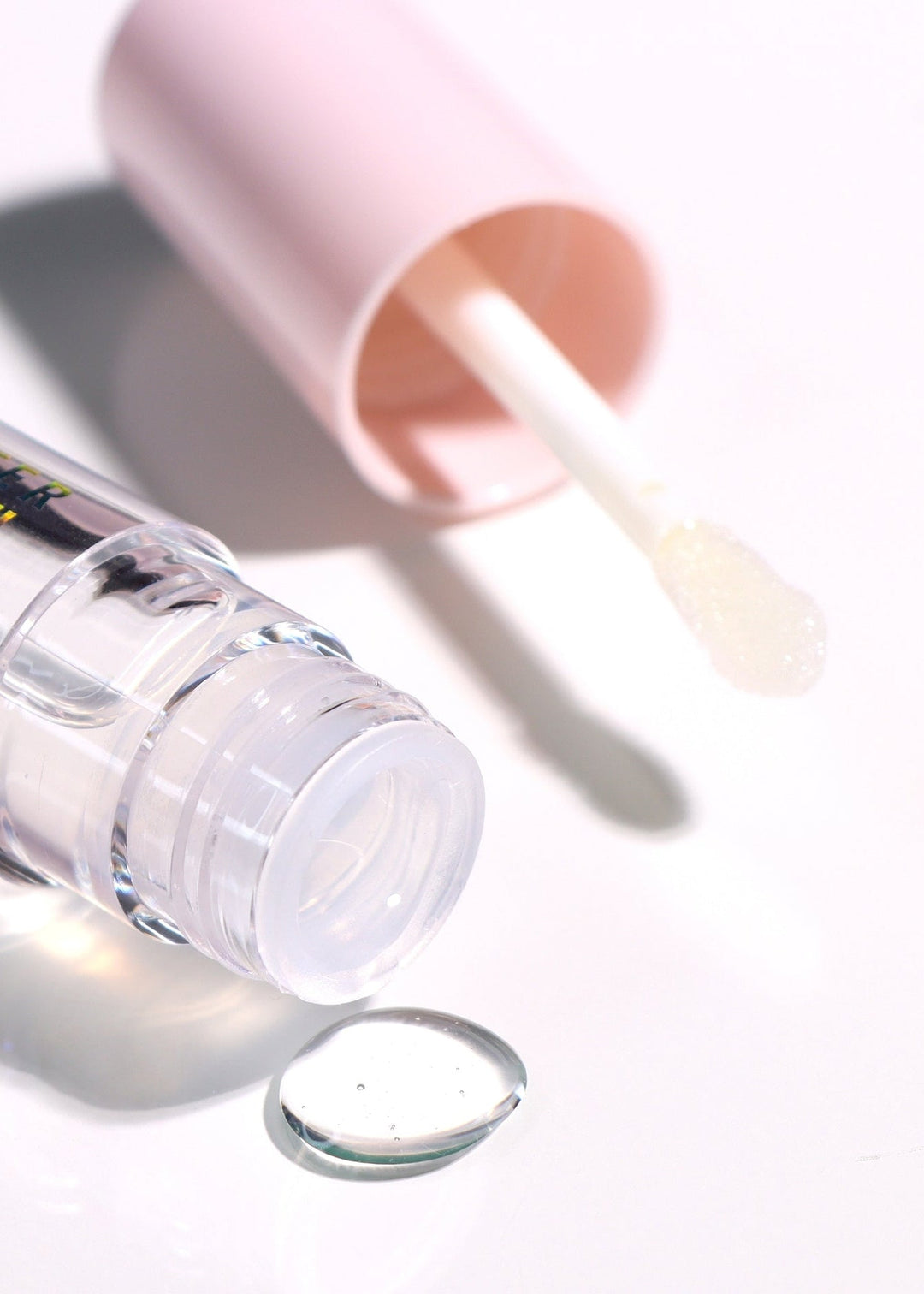Glow Getter Hydrating Lip Oil - Clear - Clementine Home Floral Gift