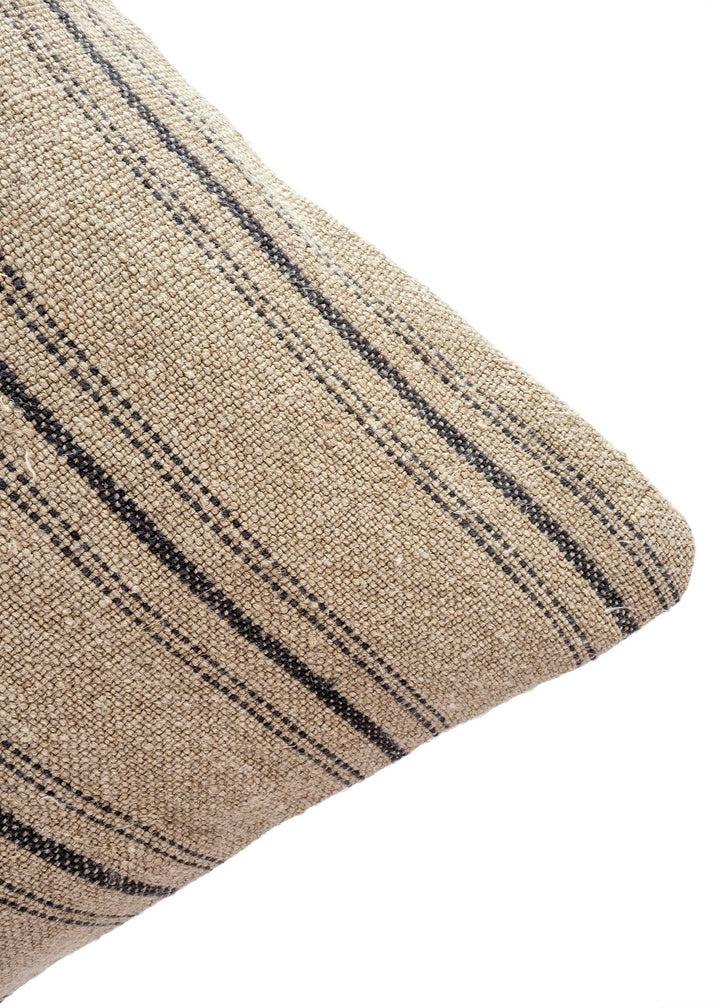 Juniper Linen Lumbar Pillow - Clementine Home Floral Gift