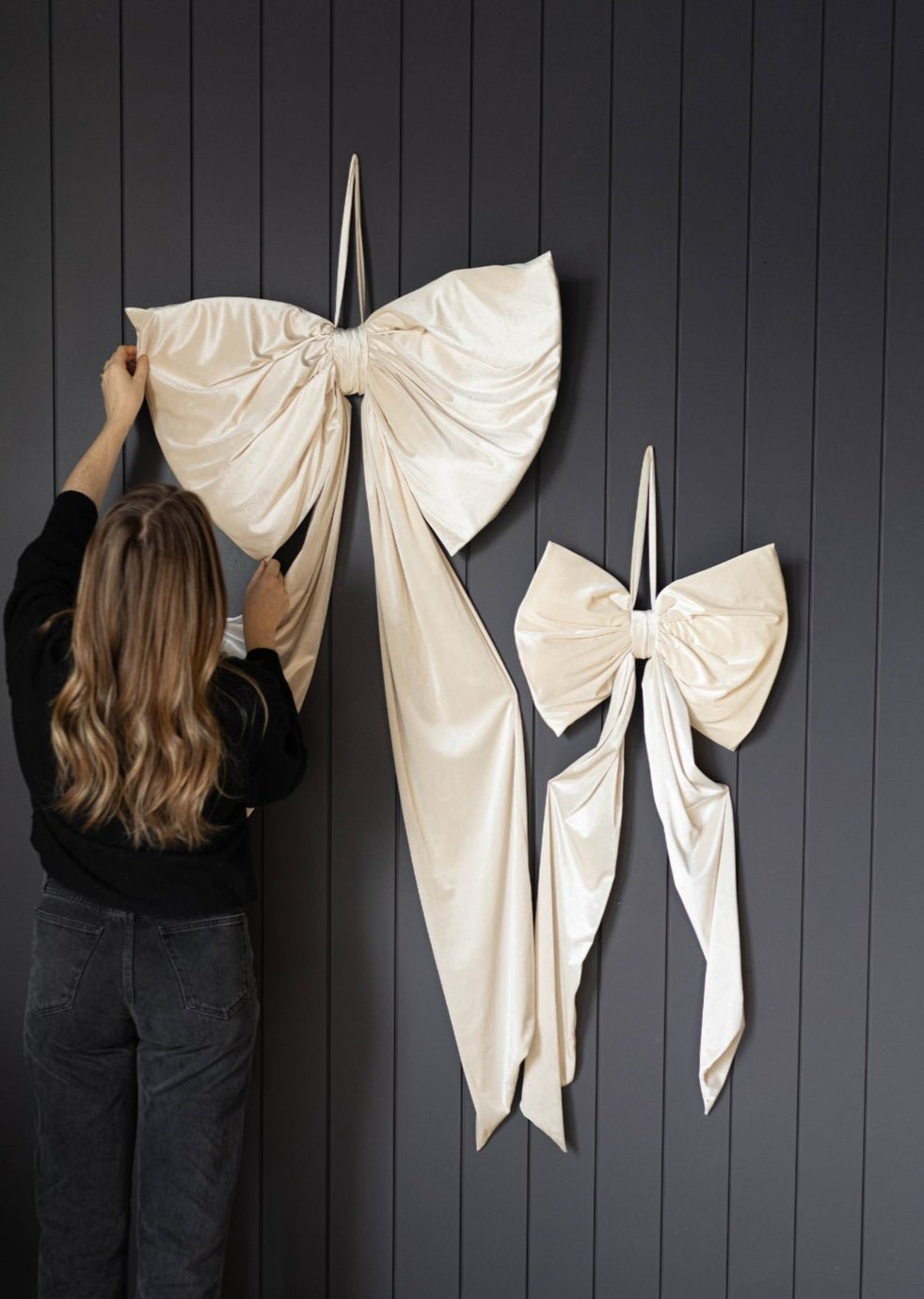 Oversized Cream Velvet Bow - Clementine Home Floral Gift