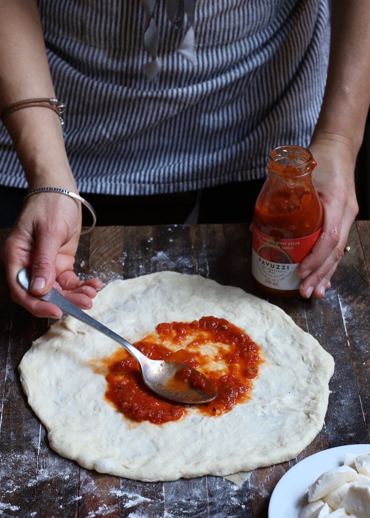 Pizza Sauce - Clementine Home Floral Gift
