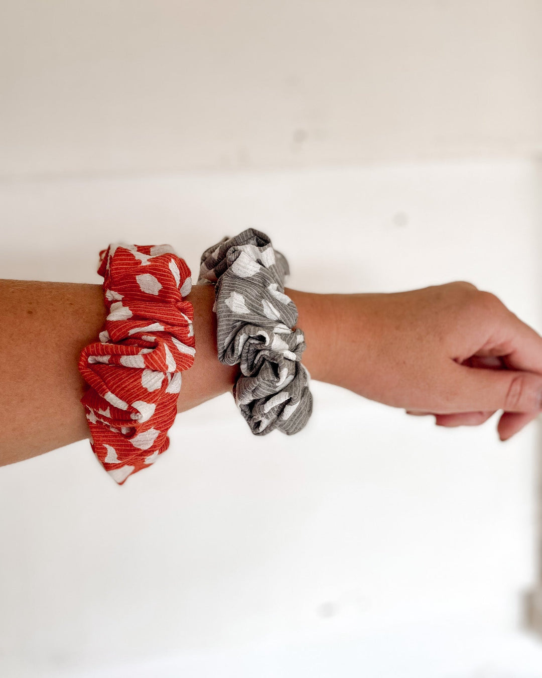 Polka Dot Scrunchie - Clementine Home Floral Gift
