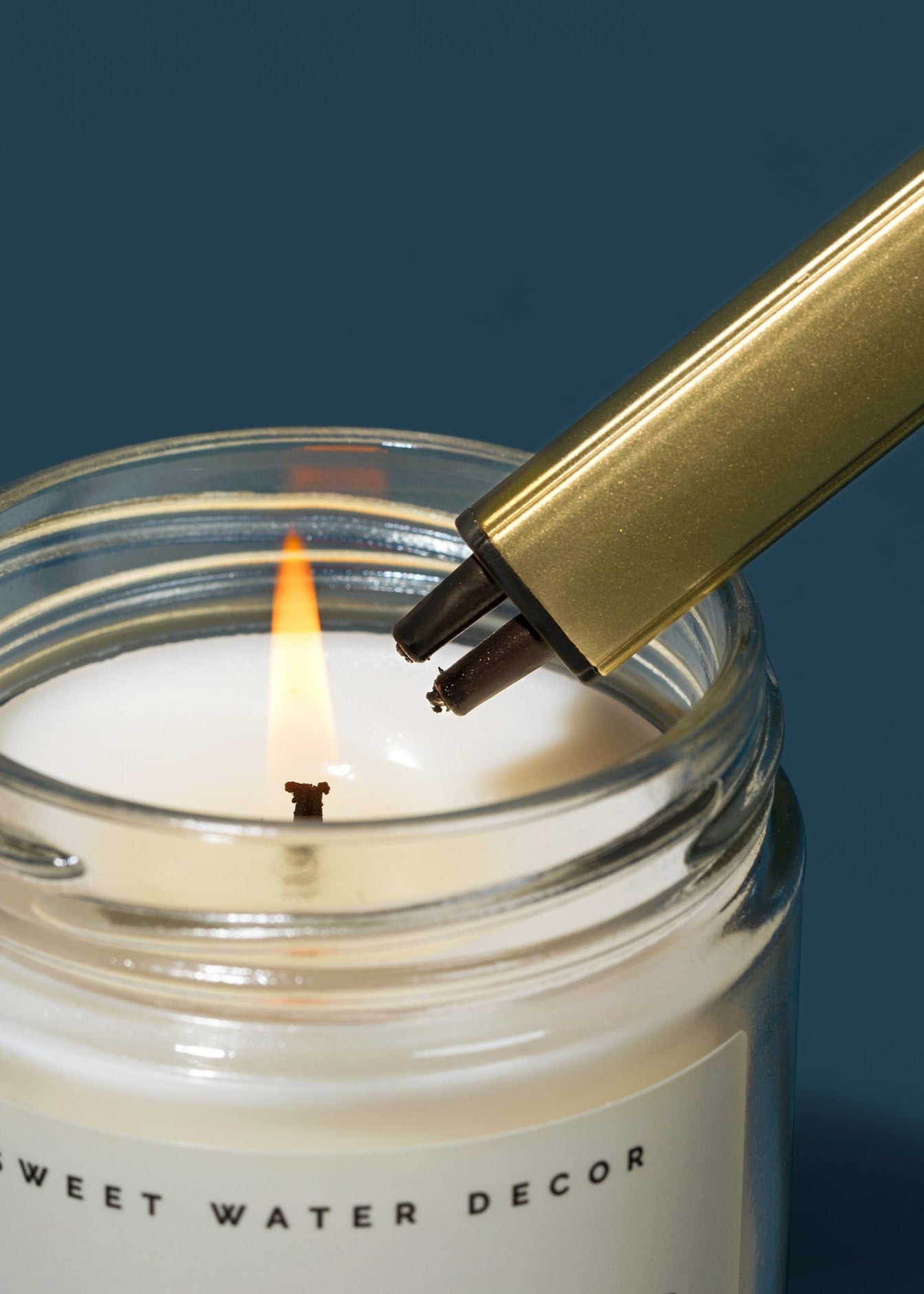 Rechargeable Electric Lighter - Gold - Clementine Home Floral Gift