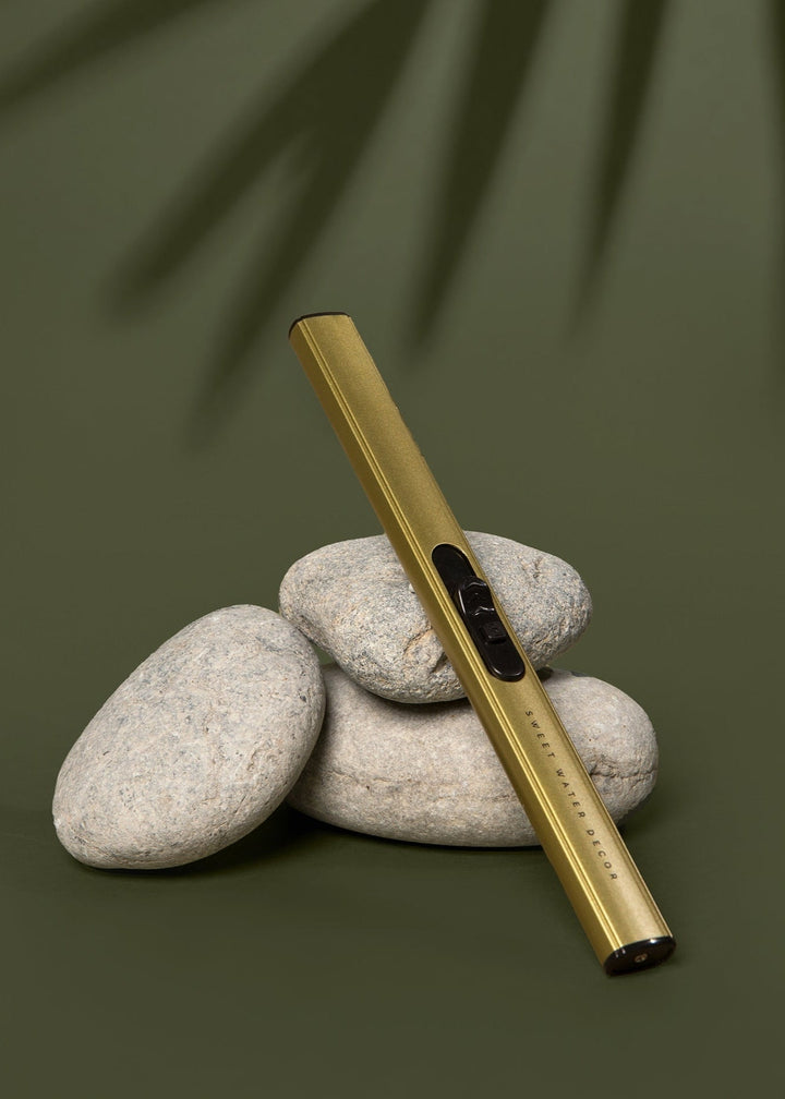 Rechargeable Electric Lighter - Gold - Clementine Home Floral Gift