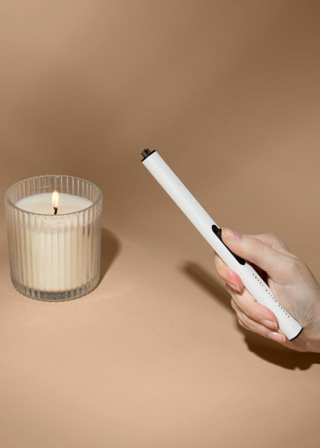Rechargeable Electric Lighter - White - Clementine Home Floral Gift
