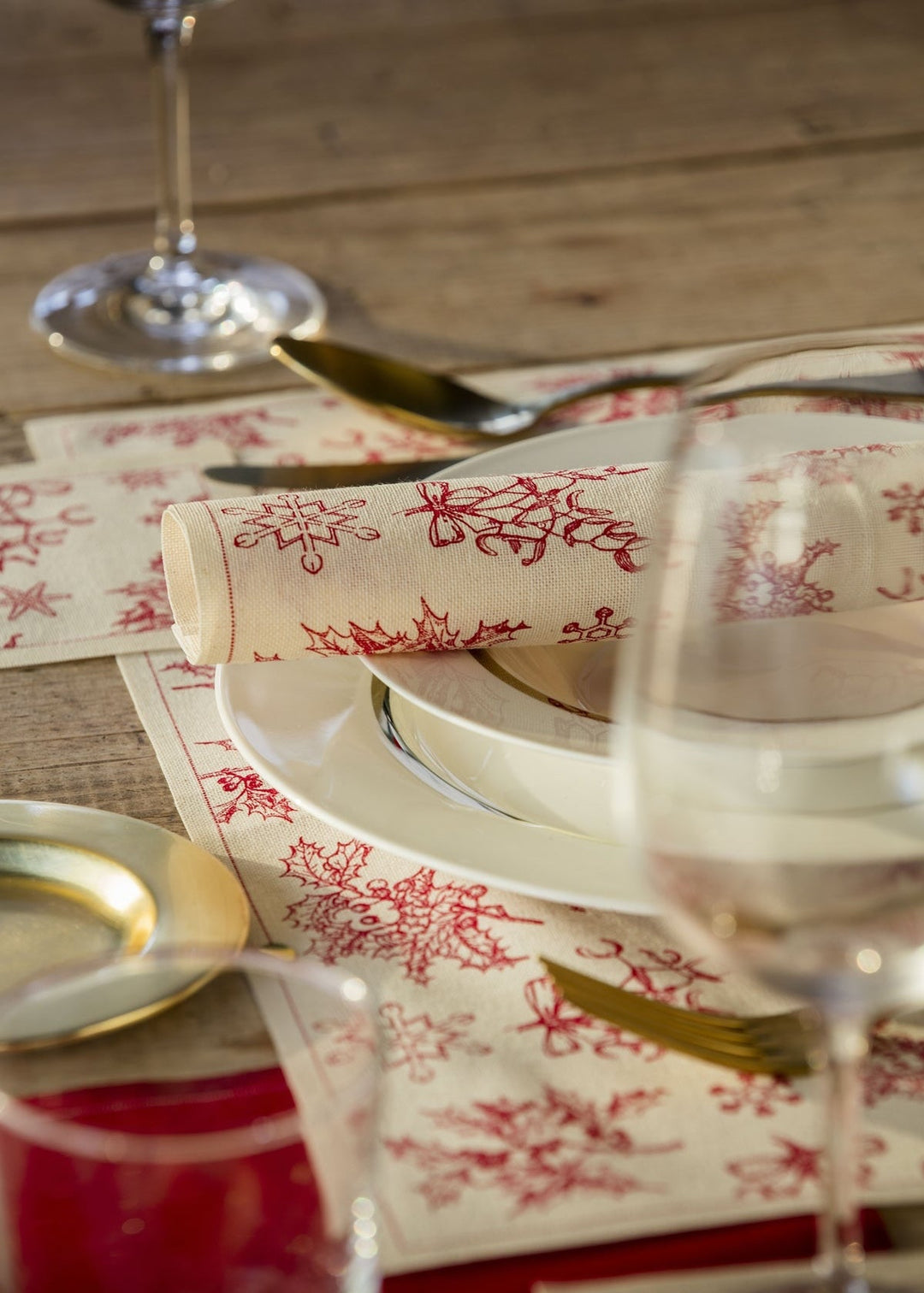 Recycled Cotton Cocktail Napkins – Classic Christmas (Day 11 - Box 13 : Advent 2025) - Clementine Home Floral Gift