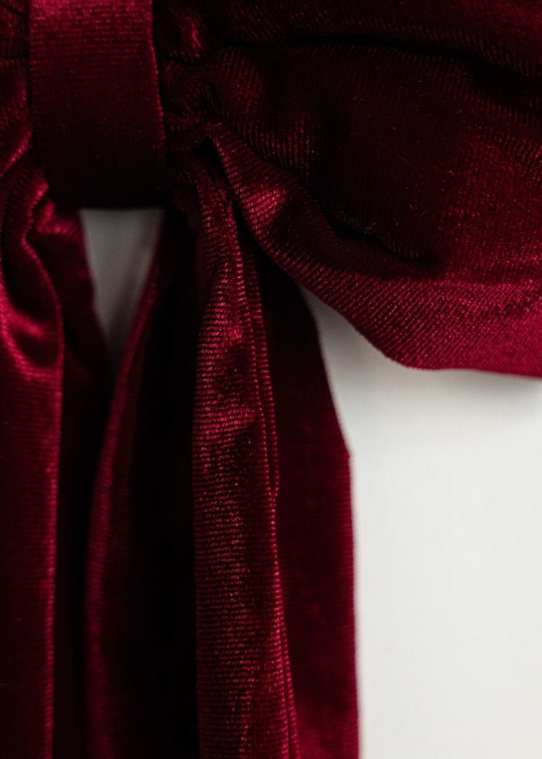 Red Velvet Bow Garland - Clementine Home Floral Gift