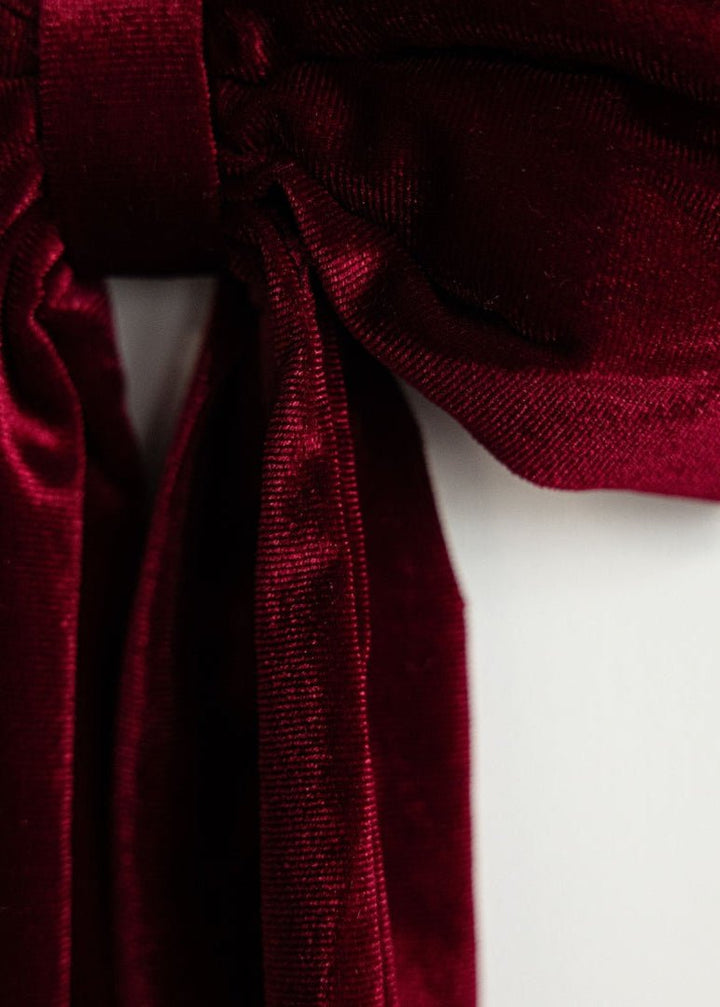 Red Velvet Bow Garland - Clementine Home Floral Gift
