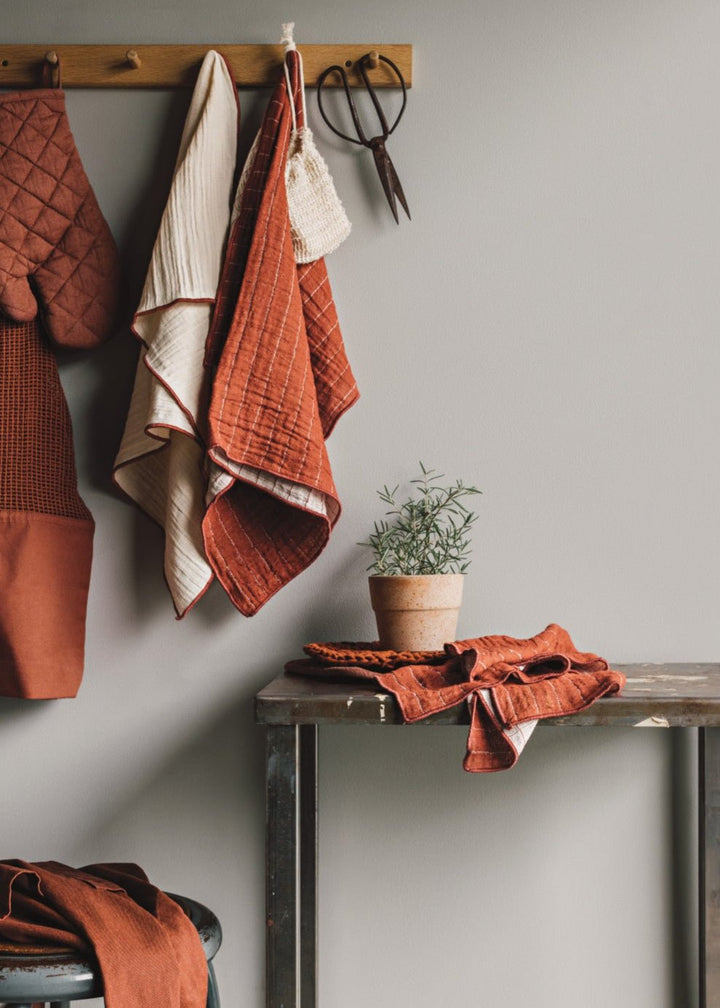 Stonewash Mitt - Terracotta - Clementine Home Floral Gift