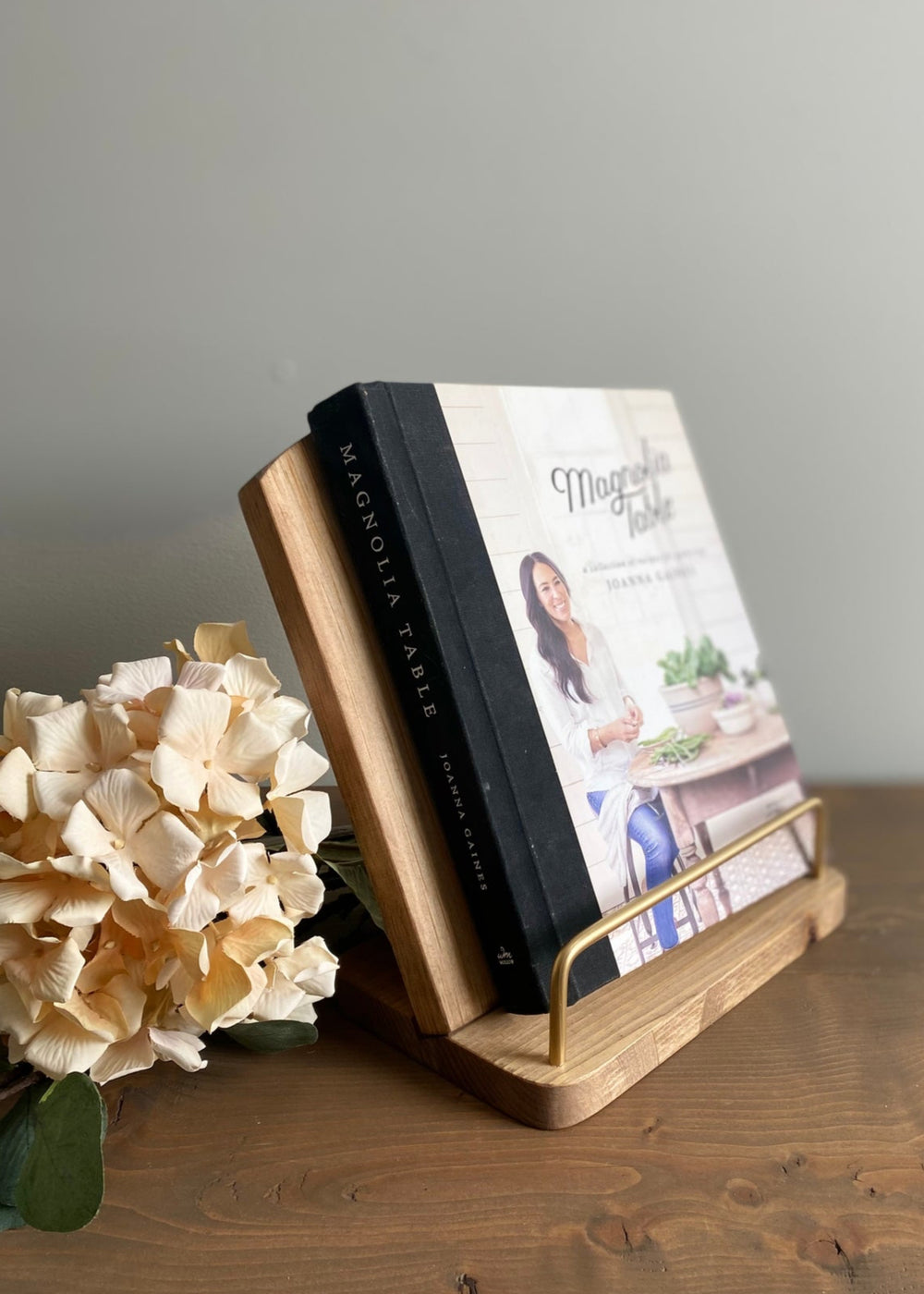 Walnut Cookbook Stand - Clementine Home Floral Gift