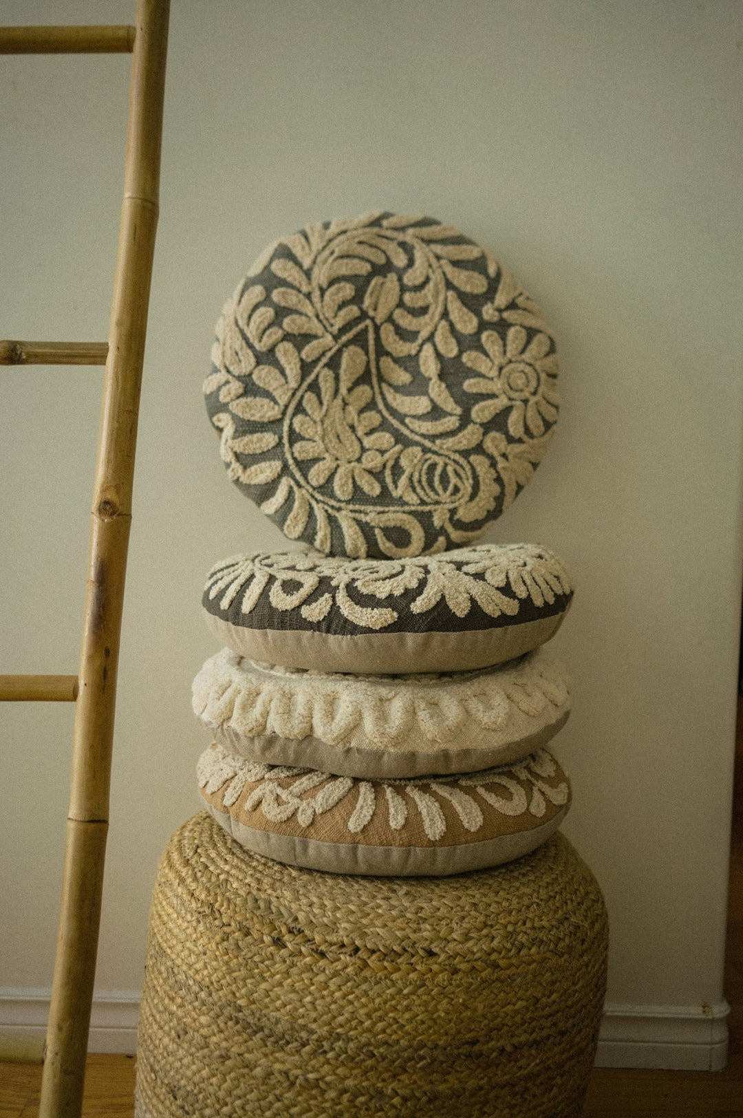 Wildflower Round Pillow – Sand - Clementine Home Floral Gift