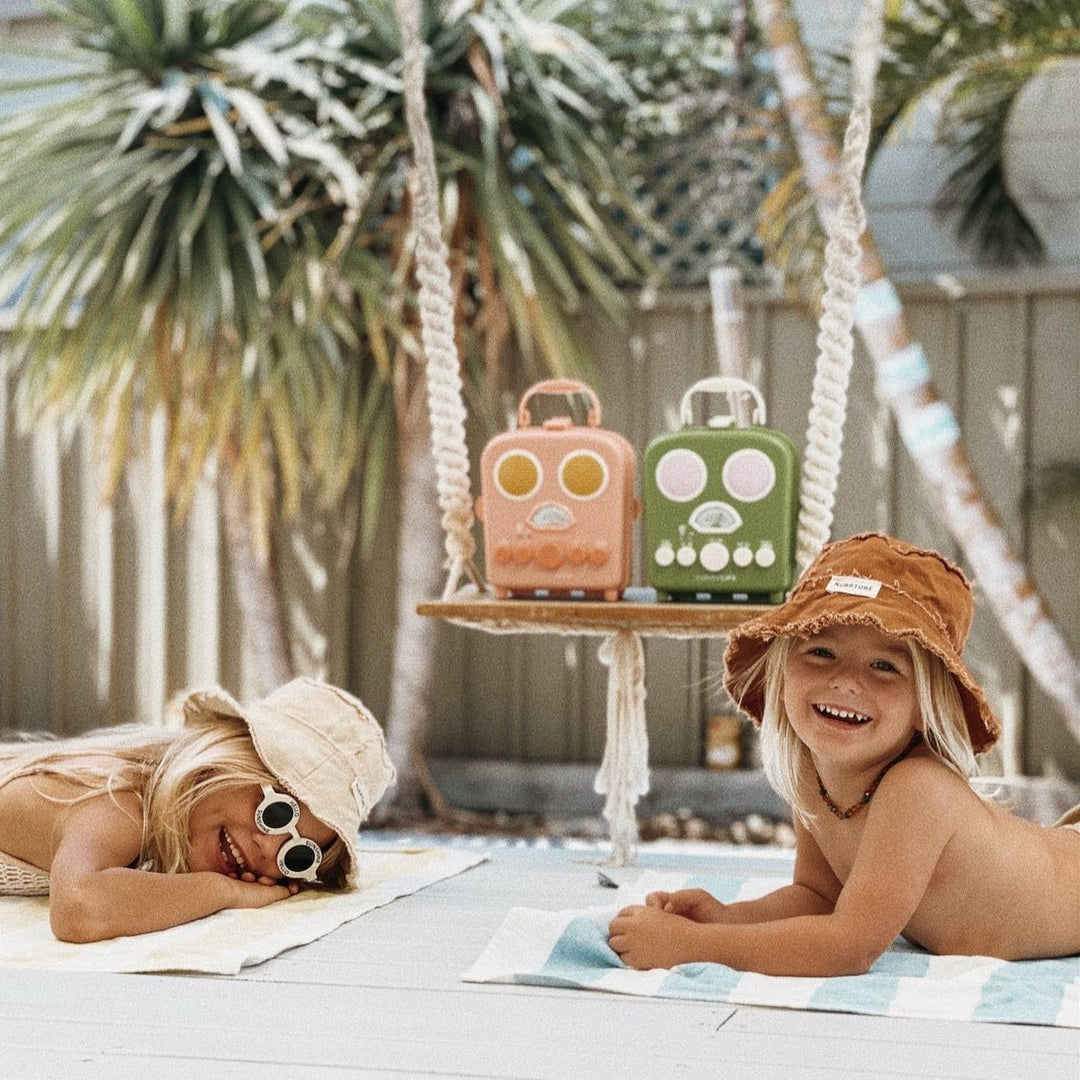Beach Sounds - Peachy Pink - Clementine Home Floral Gift