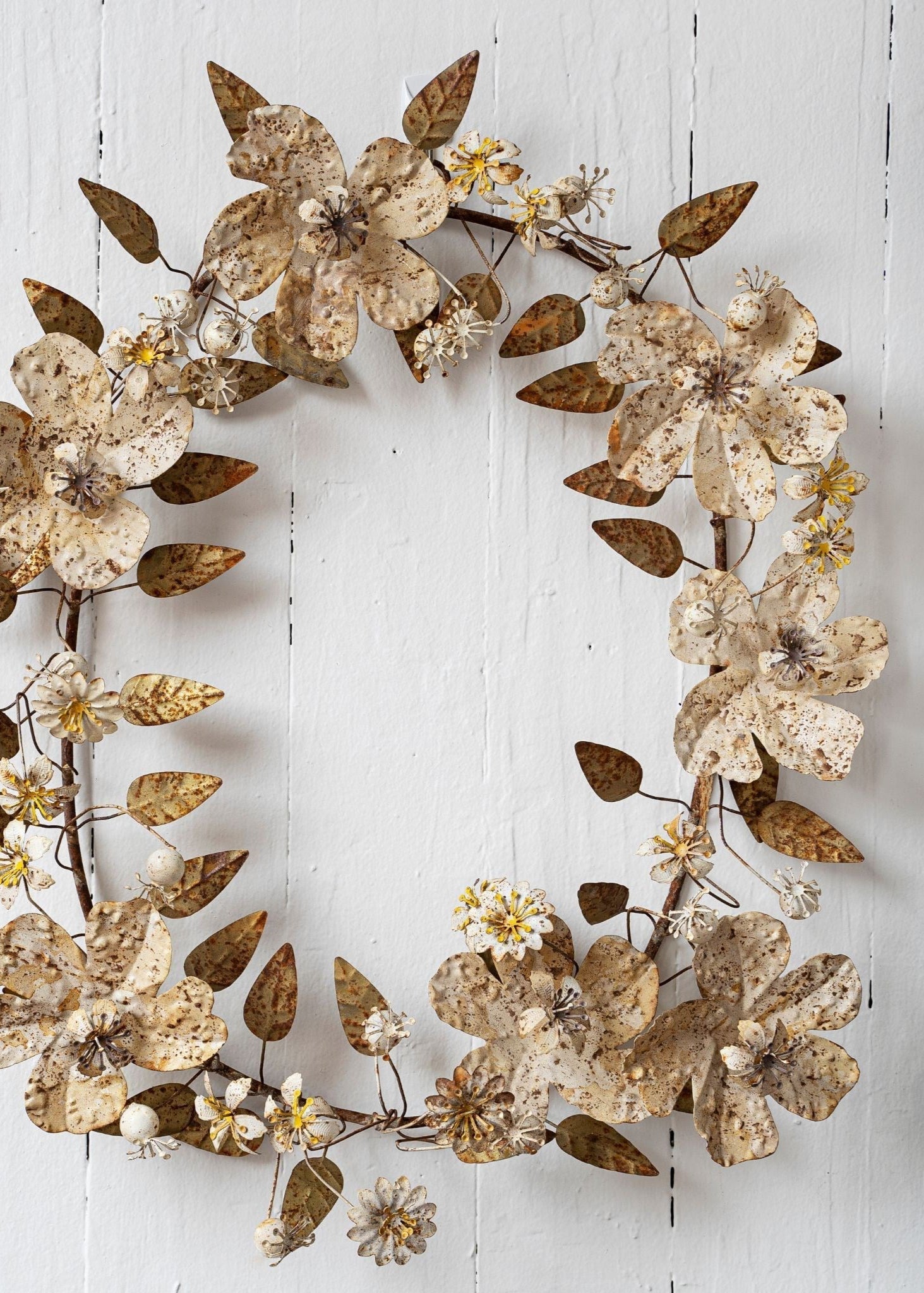 Bloom Oval Wreath - Clementine Home Floral Gift
