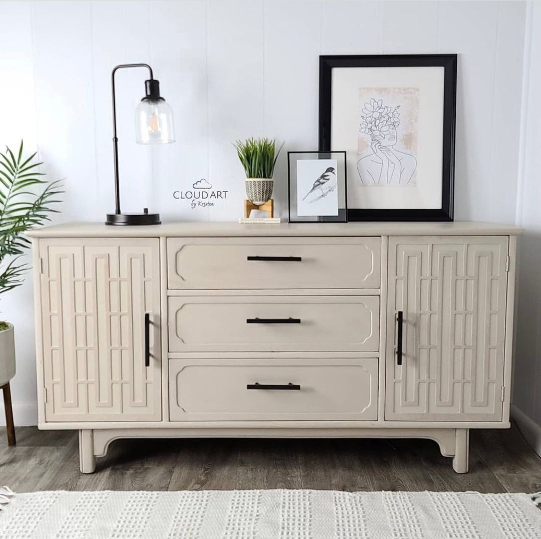 Cathedral Taupe - Clementine Home Floral Gift