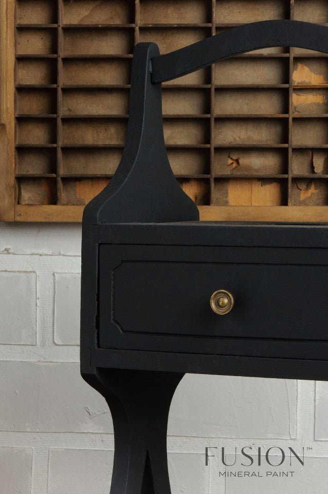 Coal Black - Clementine Home Floral Gift