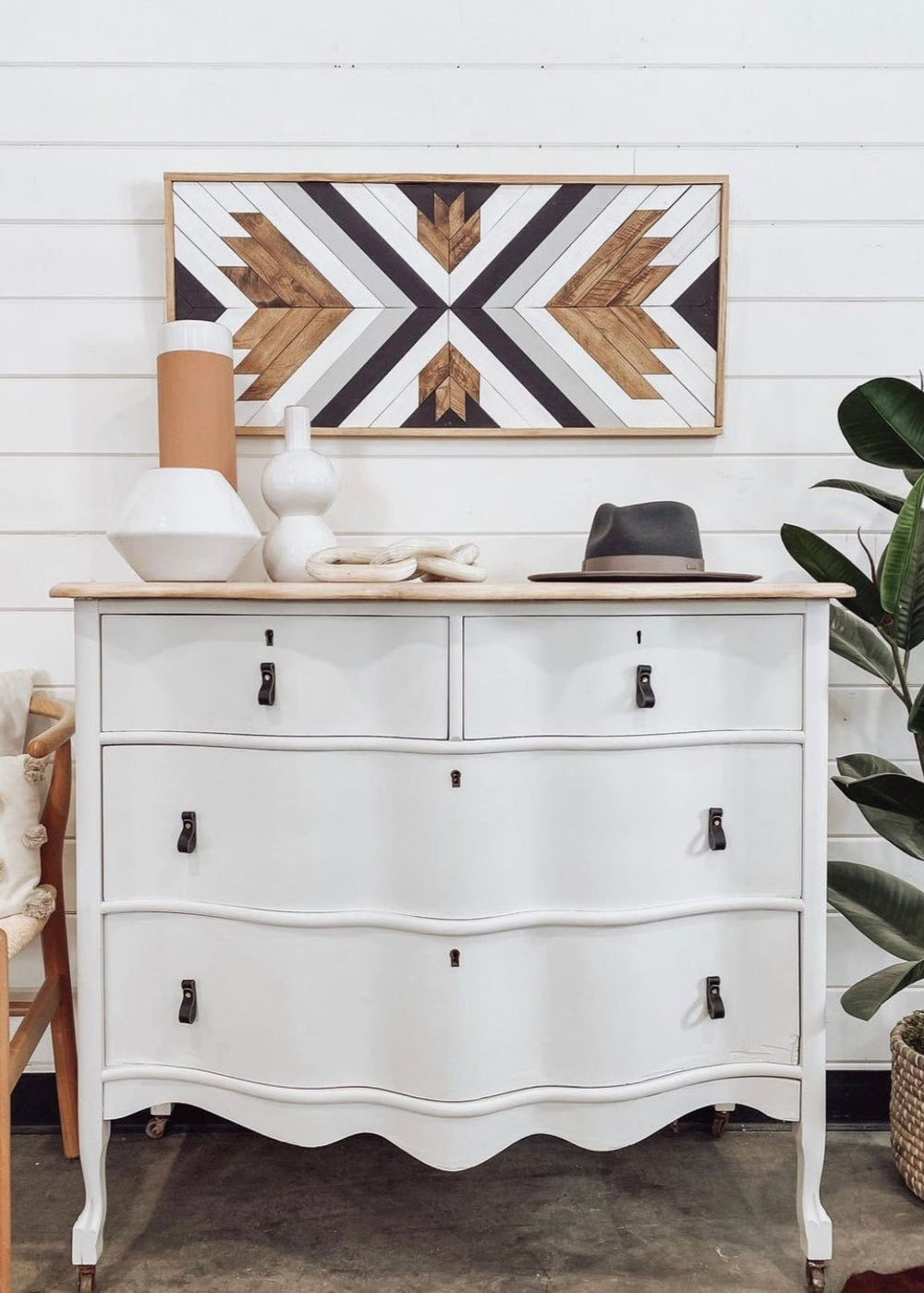 Lamp White - Clementine Home Floral Gift