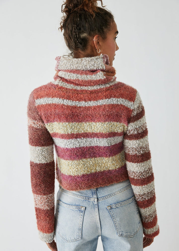 MY GIRL TURTLENECK - sunburst - Clementine Home Floral Gift