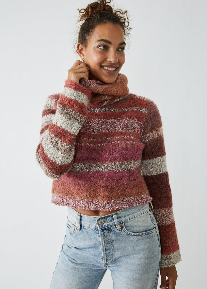 MY GIRL TURTLENECK - sunburst - Clementine Home Floral Gift