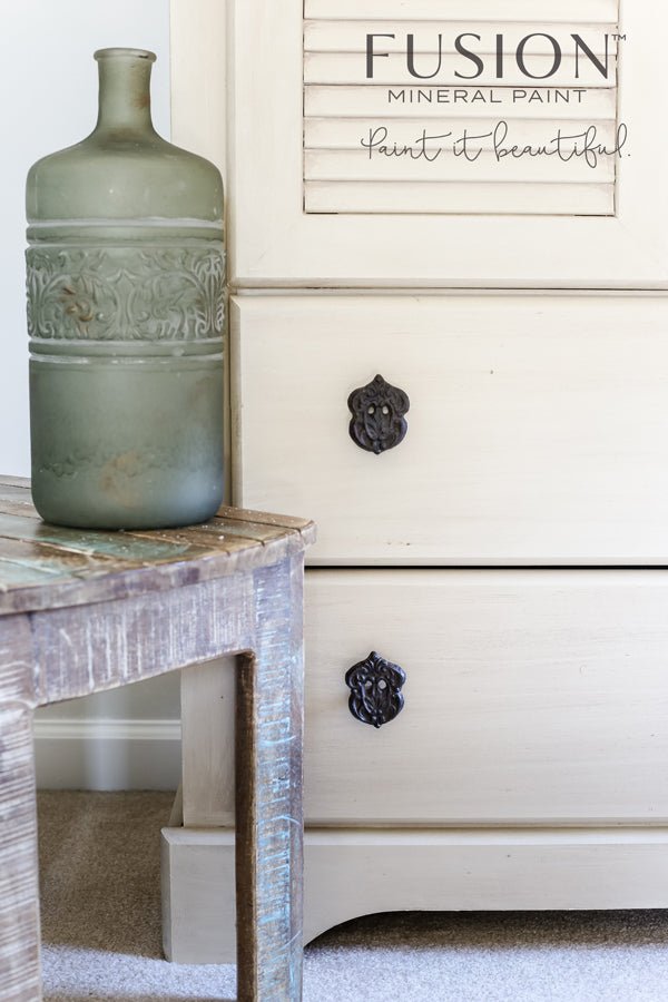 Plaster **Retiring** - Clementine Home Floral Gift
